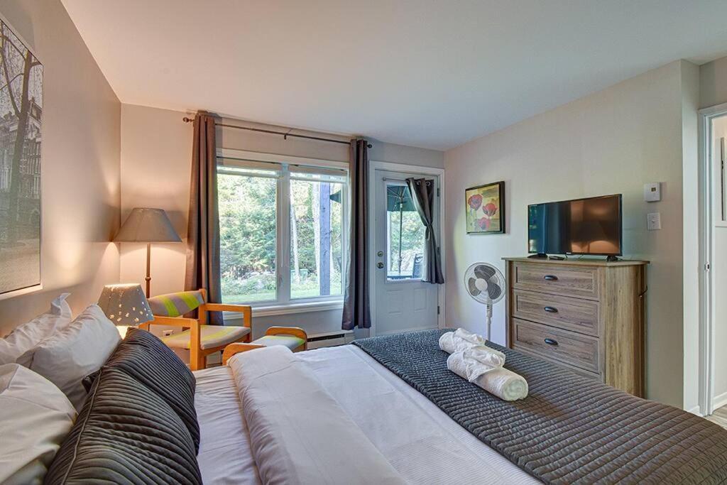 Little Sunshine, Nature Retreat, 10Min Of Mountain Mont-Tremblant Exterior photo